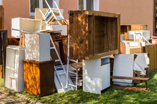Best Yard Waste Removal  in Mooreland, OK